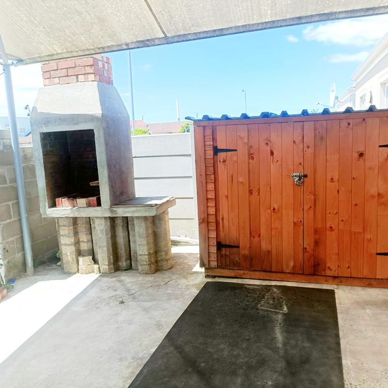 3 Bedroom Property for Sale in Strandfontein Western Cape